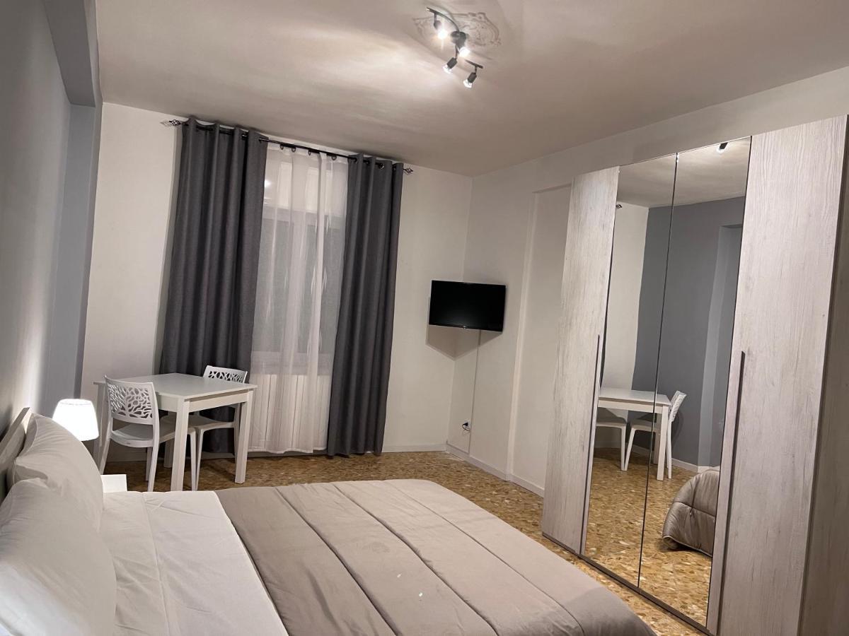 Residenze Unita D'Italia Bed & Breakfast บารี ภายนอก รูปภาพ